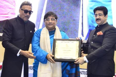 Darmesh Darshan Honored With Hindi Cinema Gaurav Samman
