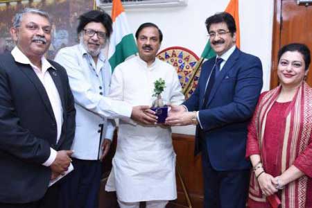 ART And Culture Committee of PHDCCI Met Minister
