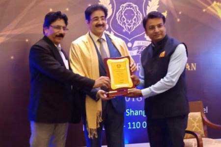Sandeep Marwah Honored by Indian Achievers Sammaan