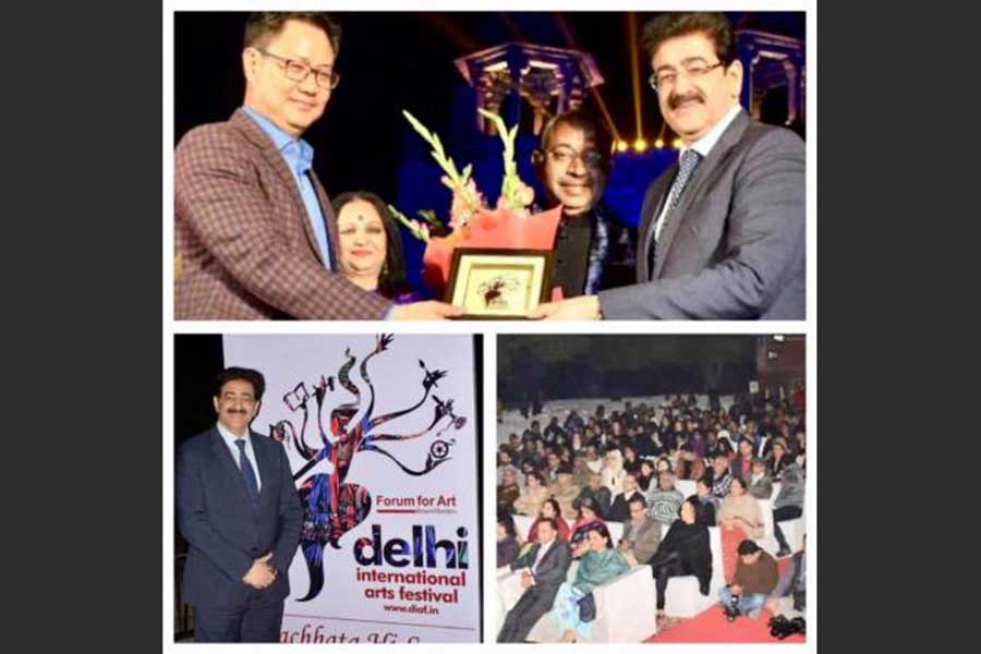 Sandeep Marwah Honored By Home Minister For Uniting India