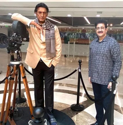 Sandeep Marwah Visited The National Museum of Indian Cinema