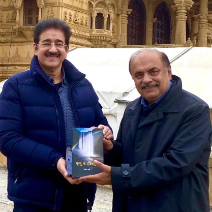 Sandeep Marwah Welcomed by Writers Fraternity at London